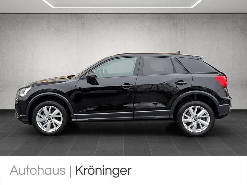 Neu Audi Q2 Advanced 150 PS (110 kW) 2026 Schwarz SUV