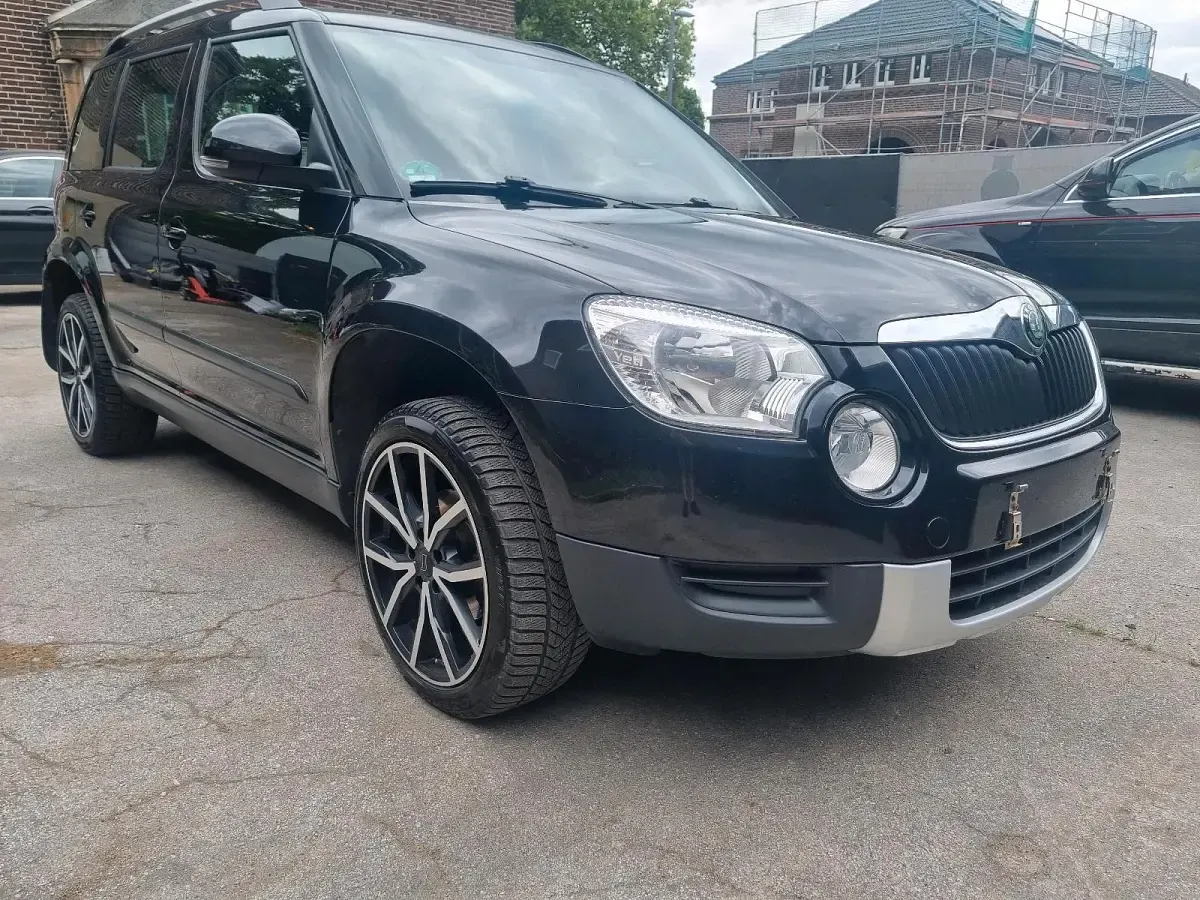 Gebraucht Skoda Yeti 122 PS (89 kW) 2013 Schwarz SUV