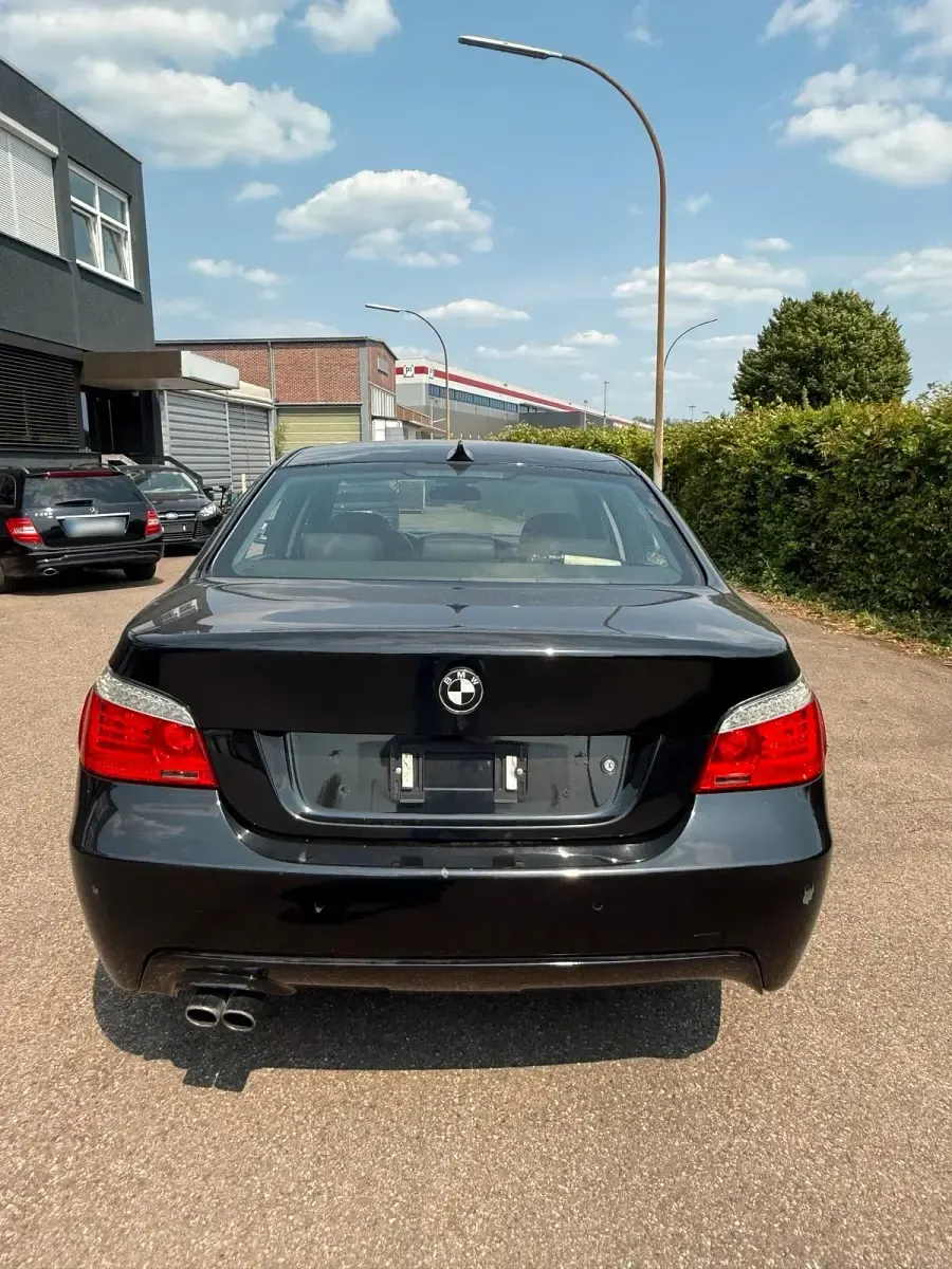 Gebraucht BMW 525 M Sport 197 PS (144 kW) 2008 Limousine