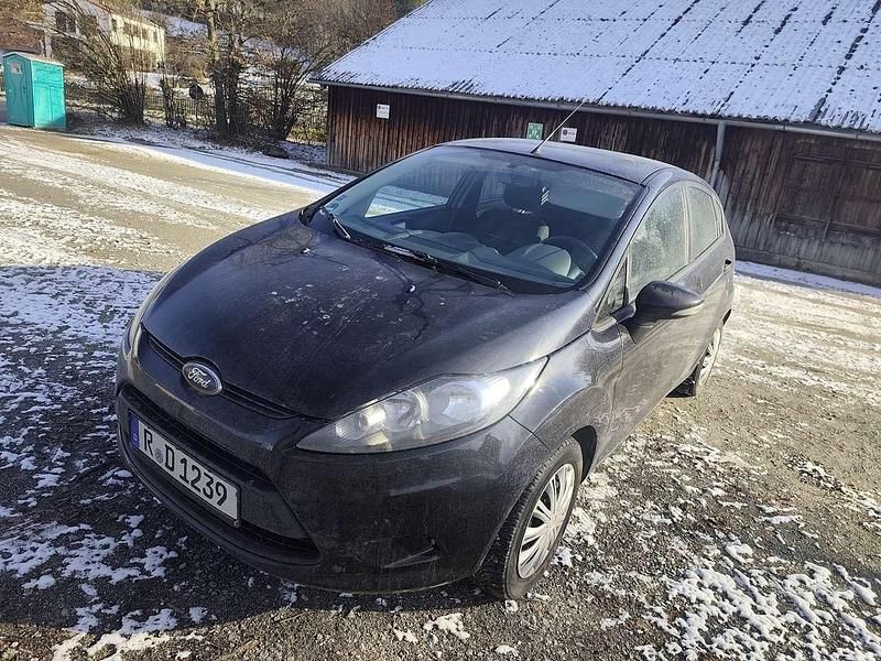 Gebraucht Ford Fiesta Trend 82 PS (60 kW) 2012 Limousine