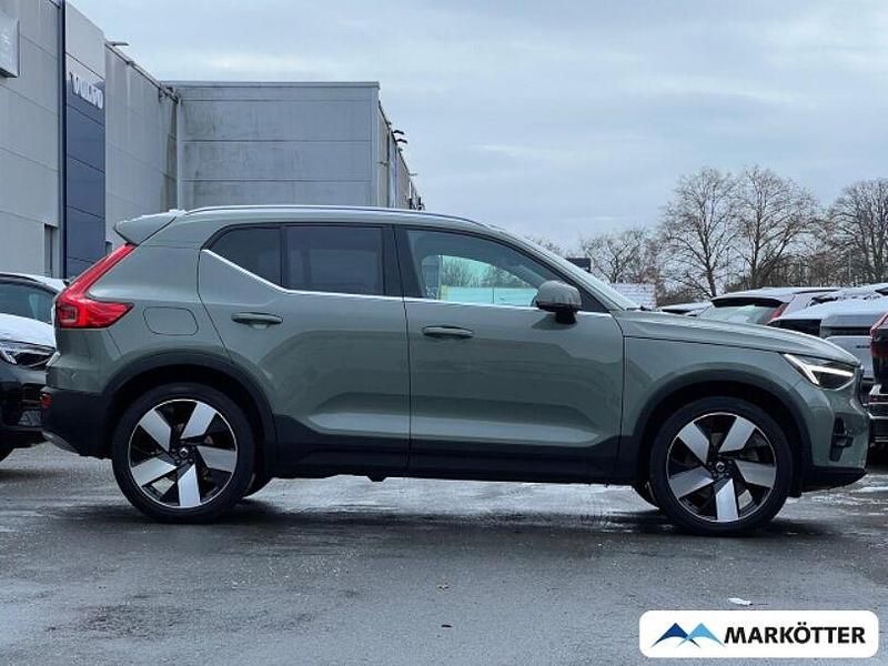 Gebraucht Volvo XC40 Plus 261 PS (191 kW) 2022 Gruen SUV