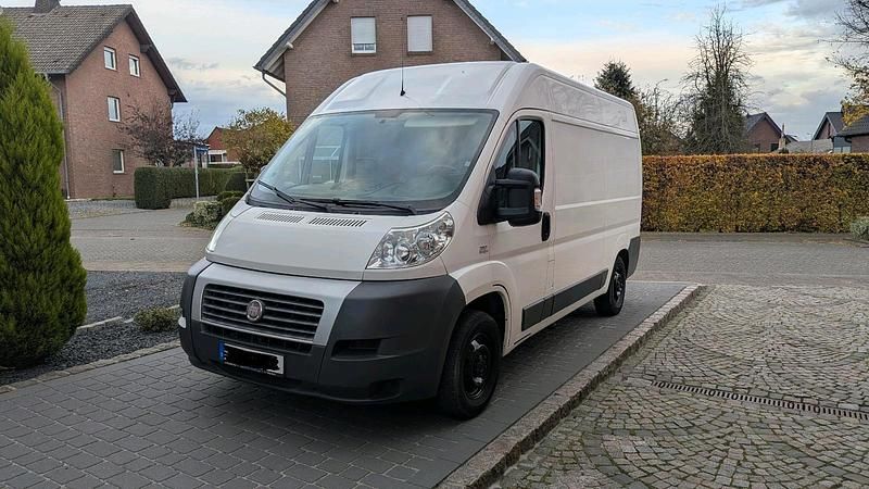 Weiß Gebraucht 2013 Fiat Ducato Van | 9.999 € (Fairer Preis) - Bild 1/4