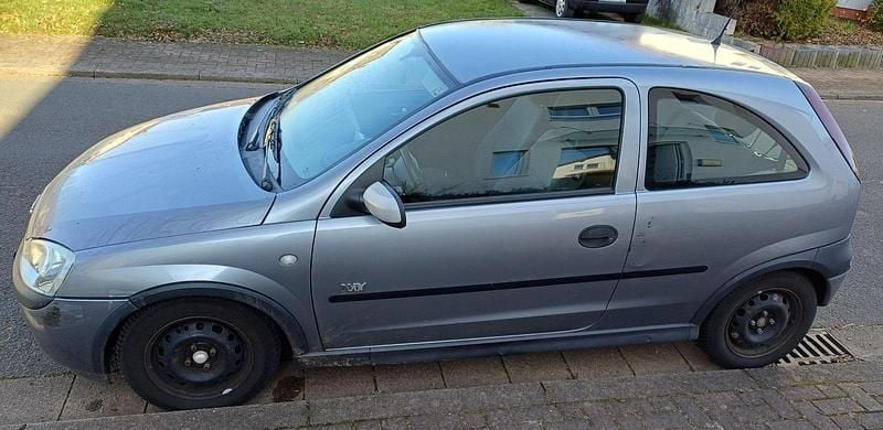 Gebraucht Opel Corsa Njoy 58 PS (42 kW) 2003 Silber Kleinwagen