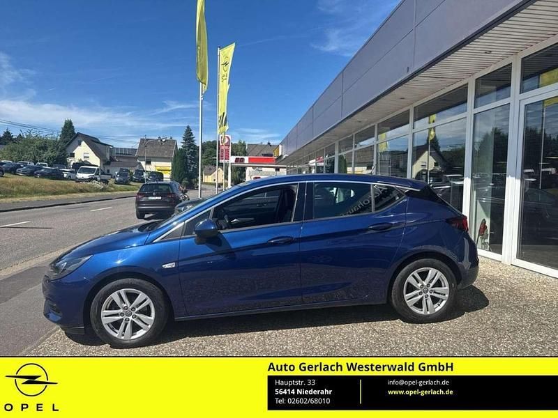 Gebraucht Opel Astra Elegance 131 PS (96 kW) 2020 Blau Limousine