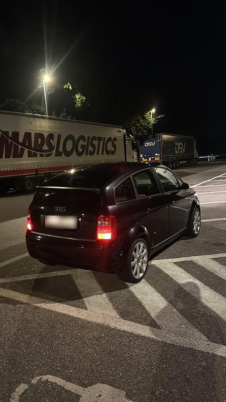 Gebraucht Audi A2 S-line plus 110 PS (80 kW) 2005 Schwarz Kleinwagen