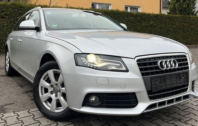 Gebraucht Audi A4 Ambiente 160 PS (117 kW) 2008 Ice silver Kombi