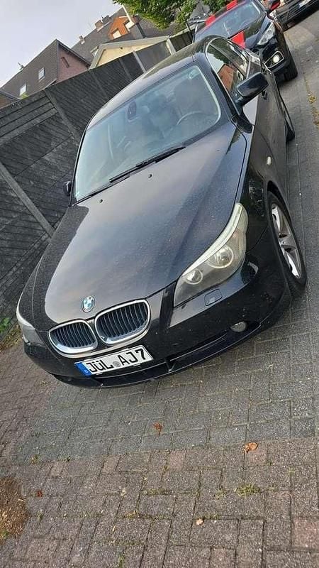Schwarz Gebraucht 2006 BMW 520 Limousine | 3.000 € (Superpreis) - Bild 1/4