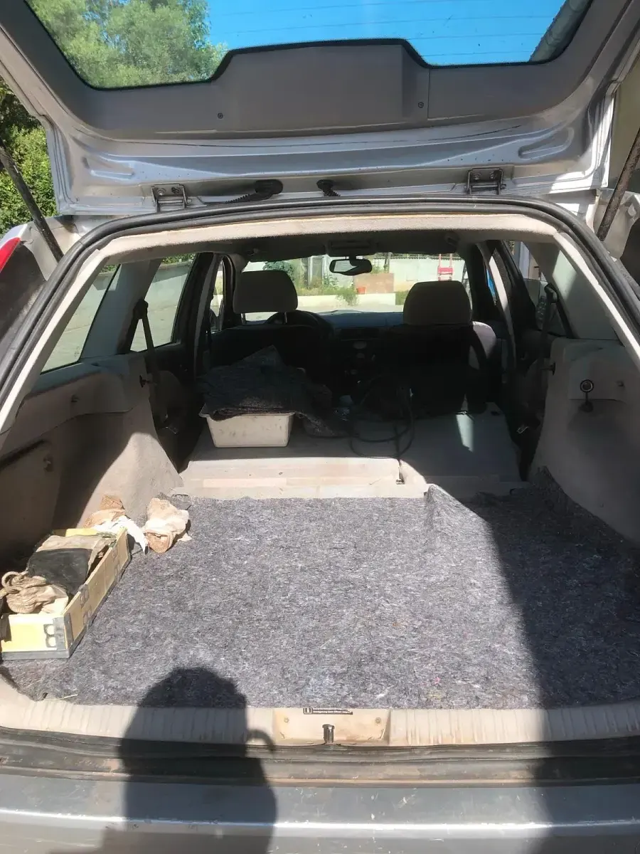 Gebraucht Ford Mondeo 147 PS (108 kW) 2001 Silber Kombi