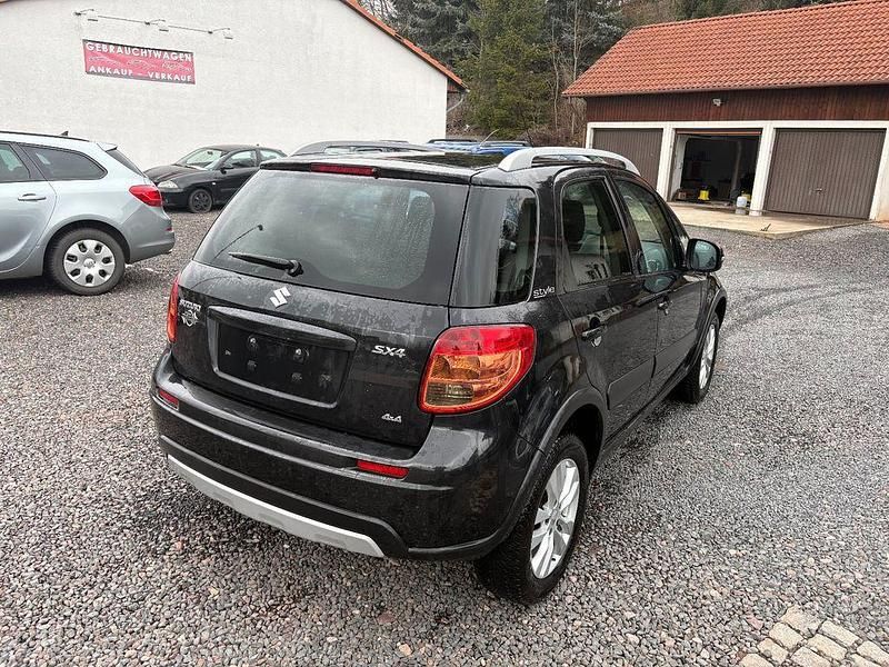 Gebraucht Suzuki SX4 Style 120 PS (88 kW) 2013 Schwarz Limousine