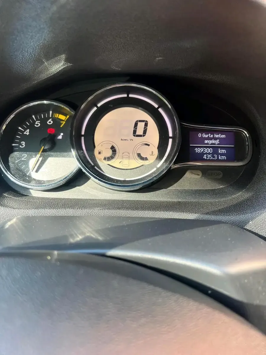 Gebraucht Renault Mégane 110 PS (80 kW) 2010 Blau Limousine