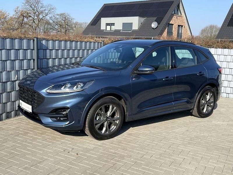 Gebraucht Ford Kuga ST-Line 120 PS (88 kW) 2023 Blau SUV