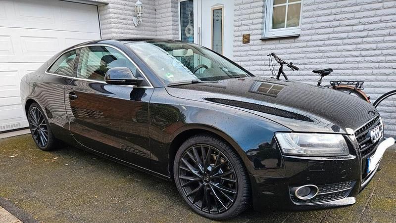 Schwarz Gebraucht 2007 Audi A5 Sport Coupé | 9.799 € (Fairer Preis) - Bild 1/4