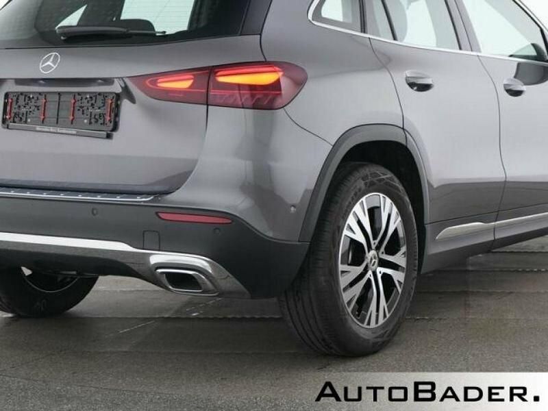 Gebraucht Mercedes GLA180 136 PS (100 kW) 2024 787 lack mountaingrau (metallic) SUV