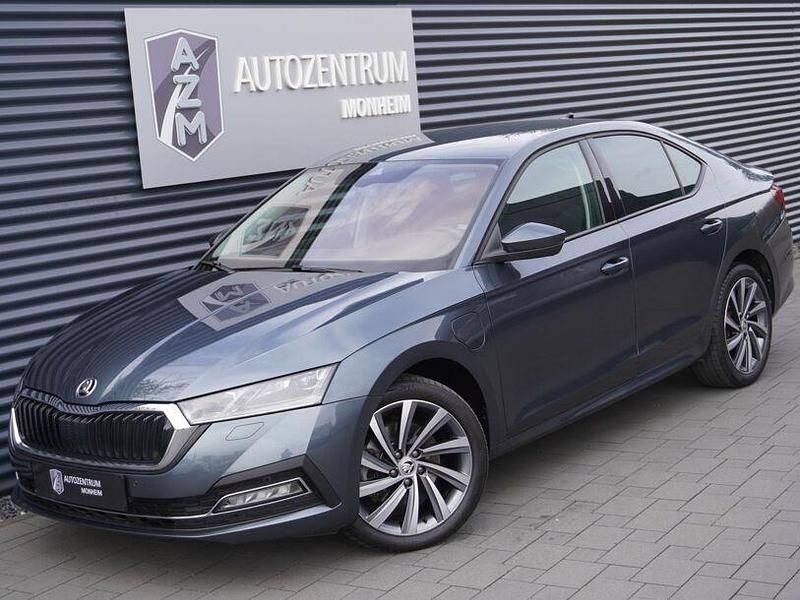 Grau Gebraucht 2021 Skoda Octavia Limousine | 23.990 € (Fairer Preis) - Bild 1/4