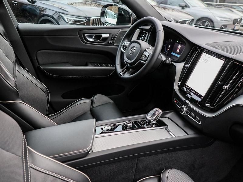 Gebraucht Volvo XC60 349 PS (256 kW) 2023 Weiss SUV