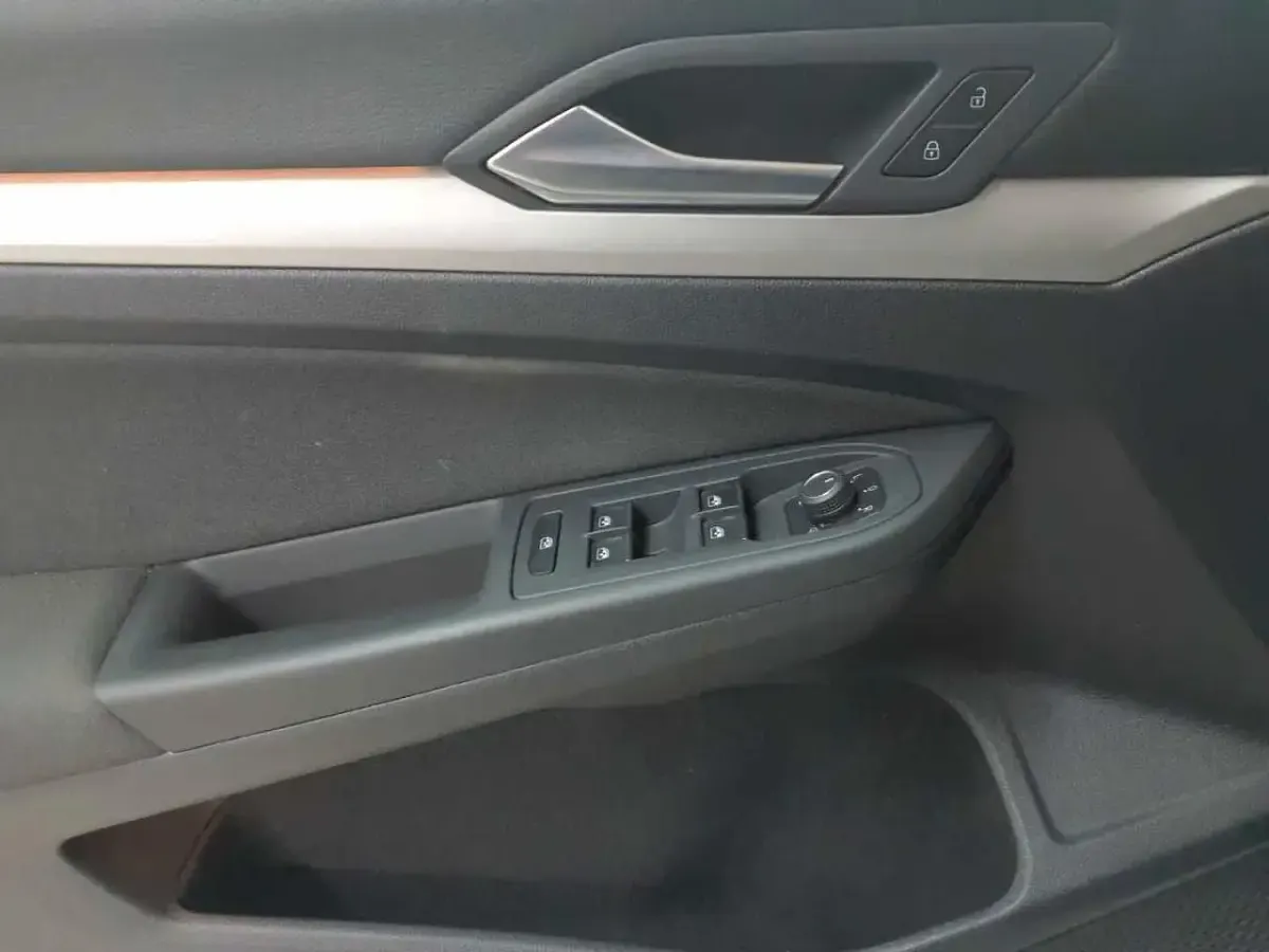 Gebraucht VW Golf Alltrack 200 PS (147 kW) 2022 Weiß Kombi