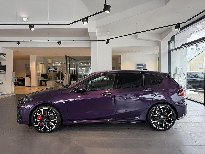 Gebraucht BMW 120 M Sport 170 PS (125 kW) 2024 Thundernight metallic Kleinwagen