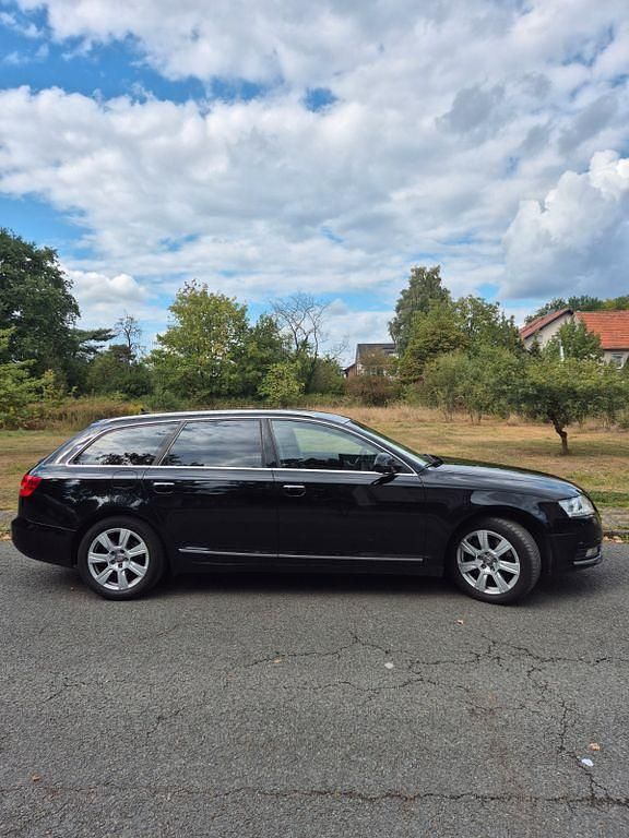 Schwarz Gebraucht 2010 Audi A6 Kombi | 4.300 € (Guter Preis) - Bild 1/4