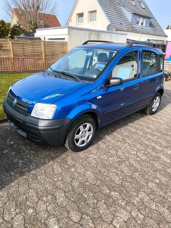 Gebraucht Fiat Panda 60 PS (44 kW) 2009 Blau Kleinwagen