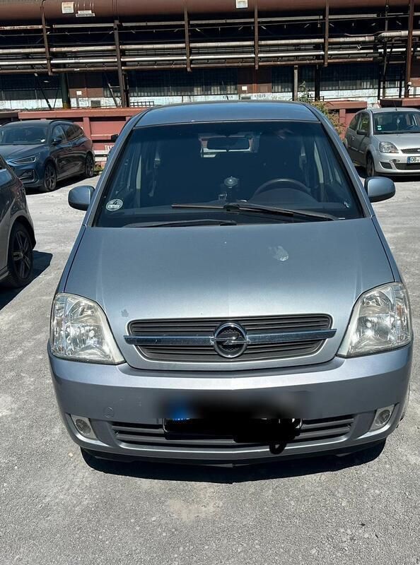Grau Gebraucht 2004 Opel Meriva Van / Kleinbus | 1.050 € (Guter Preis) - Bild 1/4