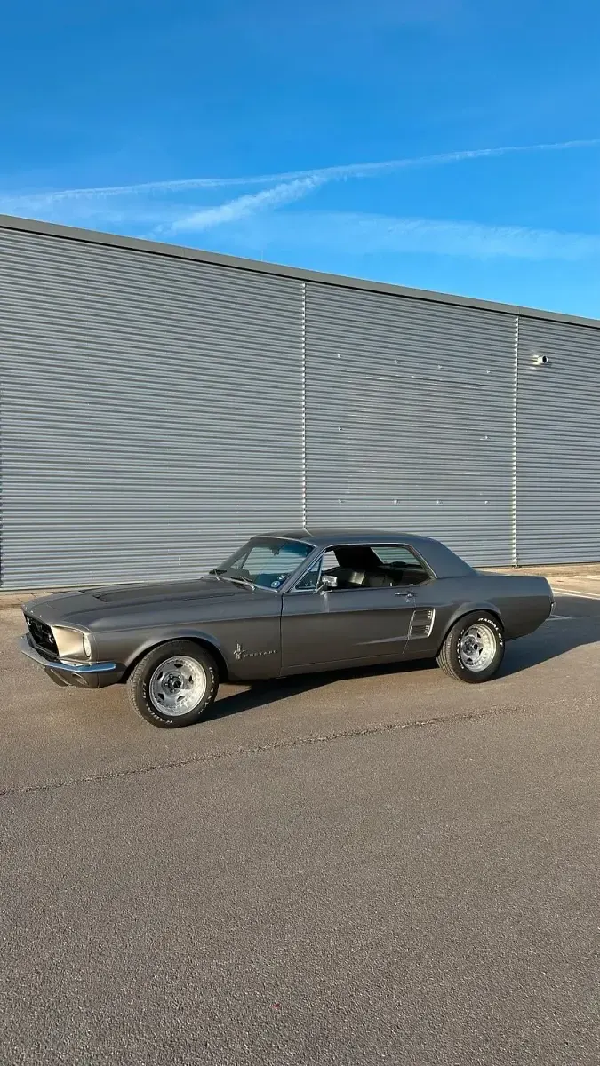Gebraucht Ford V8 200 PS (147 kW) 1967 Grau Coupé