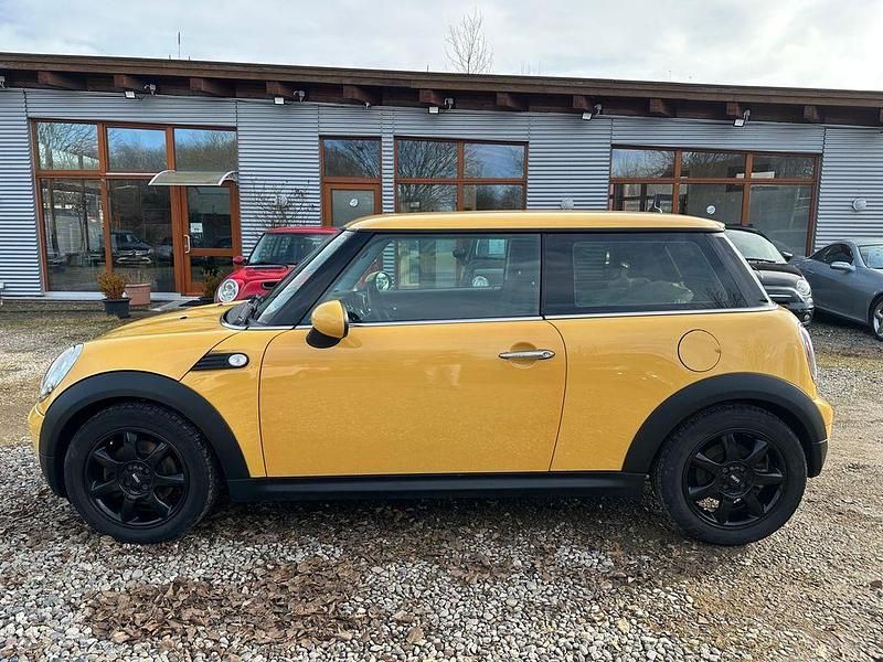 Gebraucht Mini ONE 95 PS (69 kW) 2010 Gelb Kleinwagen
