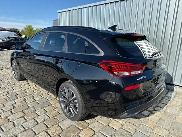 Neu Hyundai i30 GO! 140 PS (102 kW) 2025 Ayss black ayss black Kombi
