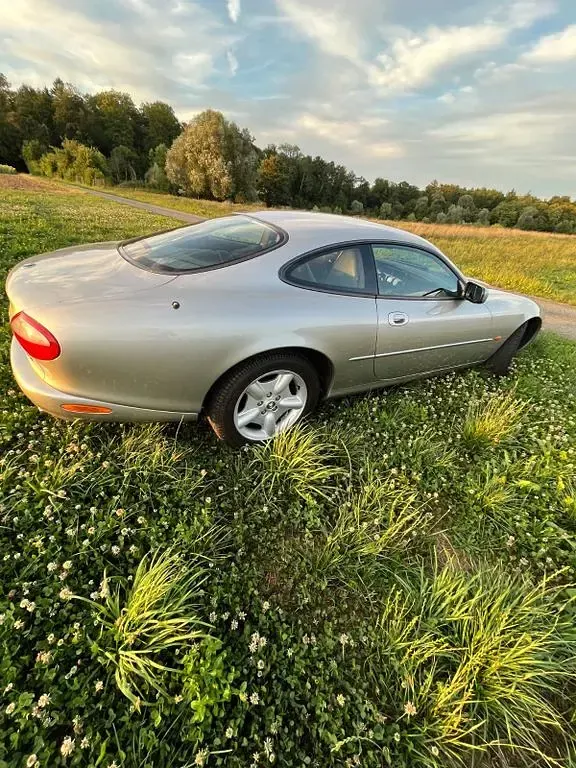 Gebraucht Jaguar XK8 284 PS (208 kW) 1998 Silber Coupé
