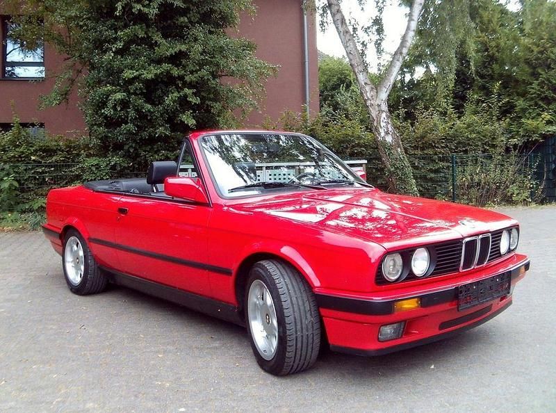 Rot Gebraucht 1991 BMW 320 Cabriolet Sport Line Cabrio | 28.500 € - Bild 1/4