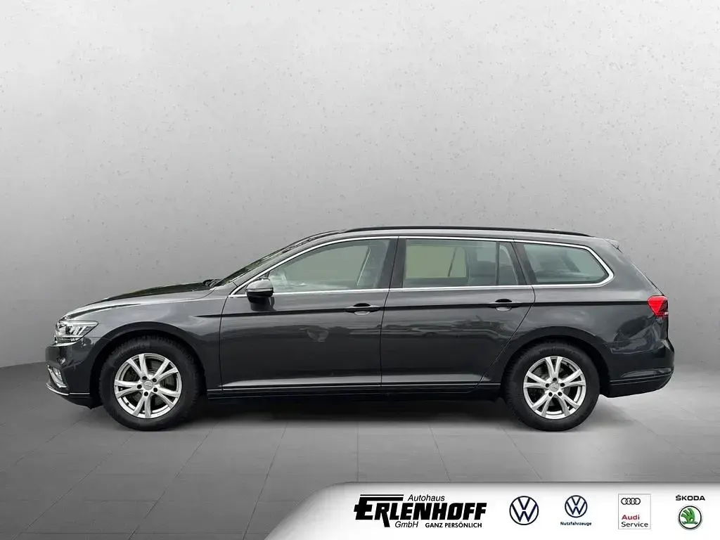 Gebraucht VW Passat Business 150 PS (110 kW) 2022 Grau Kombi