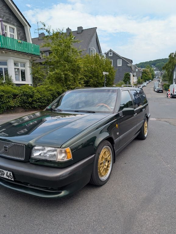 Grün Gebraucht 1995 Volvo 850 Kombi | 11.000 € - Bild 1/4