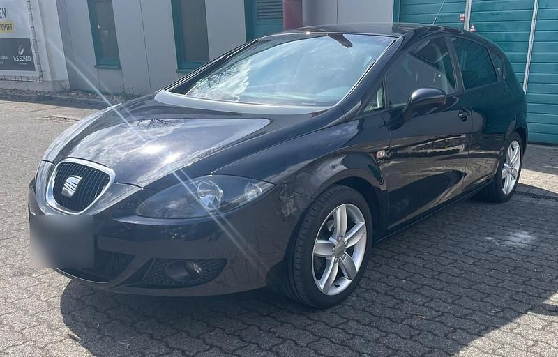 Second-hand Seat Leon 160 CP (117 kW) 2008 Negru Hatchback