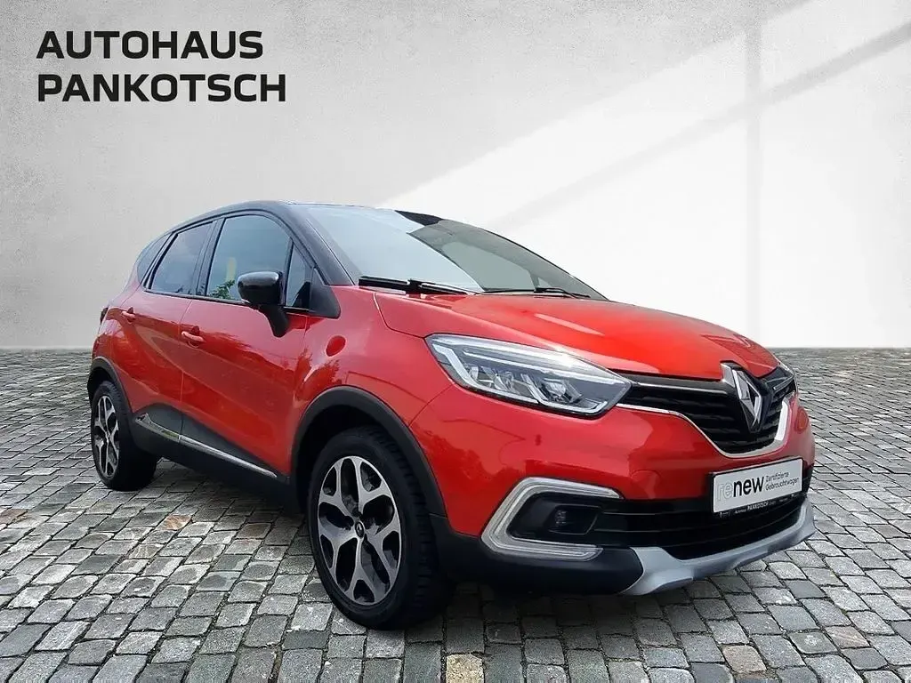 Gebraucht Renault Captur Collection 150 PS (110 kW) 2019 Karosserie nnp + dac SUV