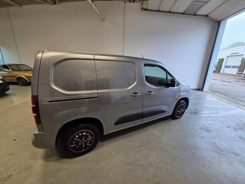 Gebraucht Opel Combo Edition 102 PS (75 kW) 2021 Grau Van / Kleinbus