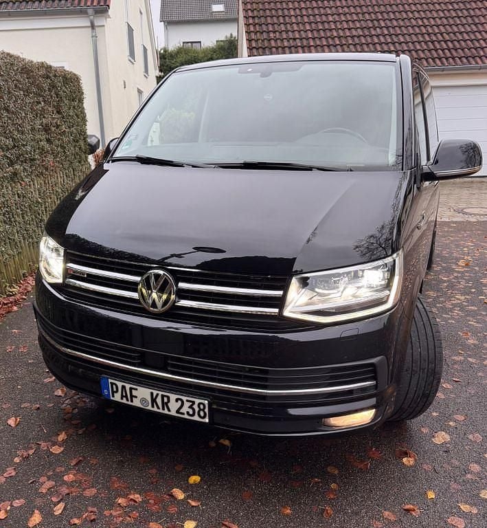 Schwarz Gebraucht 2016 VW T6 Van | 33.999 € (Superpreis) - Bild 1/4
