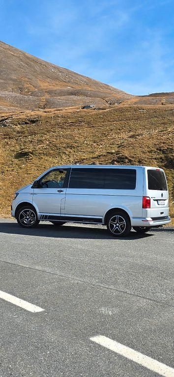 Second-hand VW T6 150 CP (110 kW) 2017 Argintiu Van