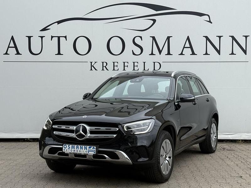 Schwarz Gebraucht 2021 Mercedes GLC300e SUV | 27.500 € (Guter Preis) - Bild 1/4