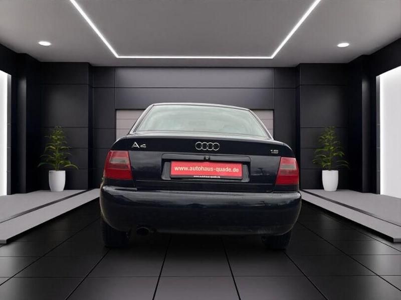 Gebraucht Audi A4 Comfort 101 PS (74 kW) 1996 Blau Limousine