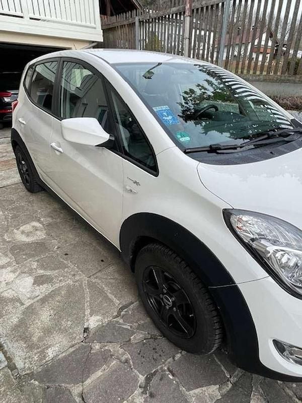 Gebraucht Hyundai ix20 125 PS (91 kW) 2014 Weiß Kleinwagen