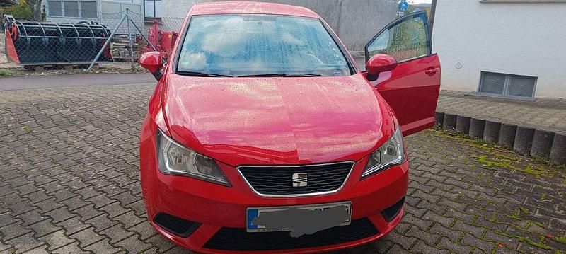 Rot Gebraucht 2013 Seat Ibiza Style Kleinwagen | 3.590 € (Guter Preis) - Bild 1/4