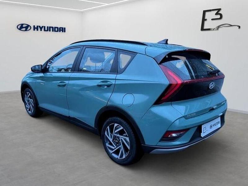 Gebraucht Hyundai Bayon Trend 101 PS (74 kW) 2025 Mangrove green / mic SUV