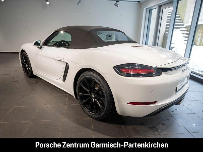 Gebraucht Porsche Boxster 299 PS (219 kW) 2022 Pure white/weiss Cabrio