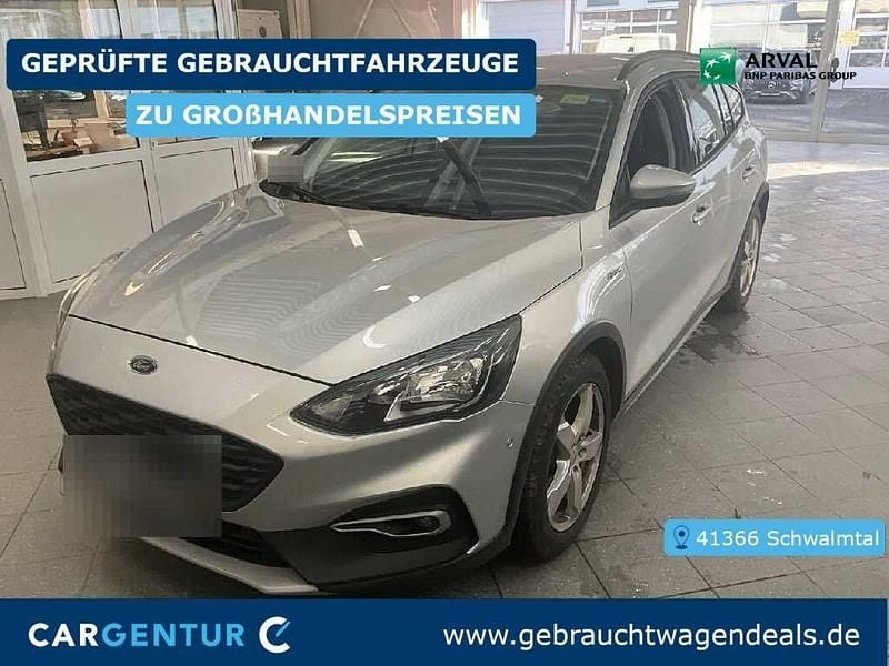 Gebraucht Ford Focus Active 120 PS (88 kW) 2022 Schwarz Limousine