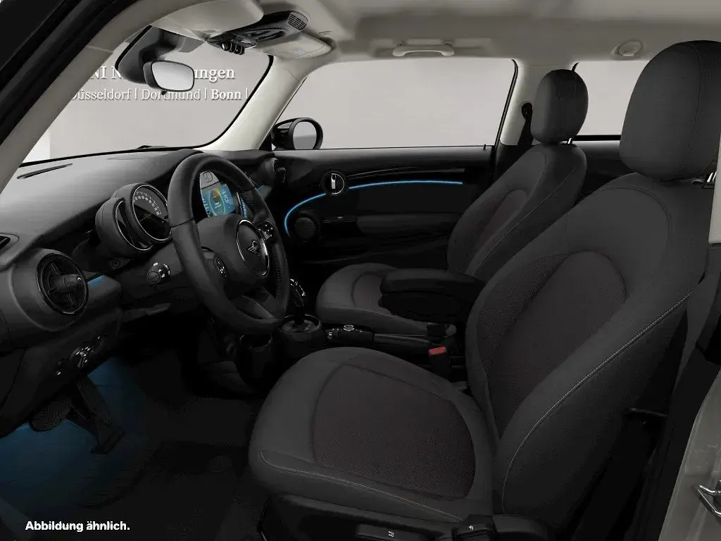 Używany Mini Cooper 136 KM (100 kW) 2023 Szary Hatchback