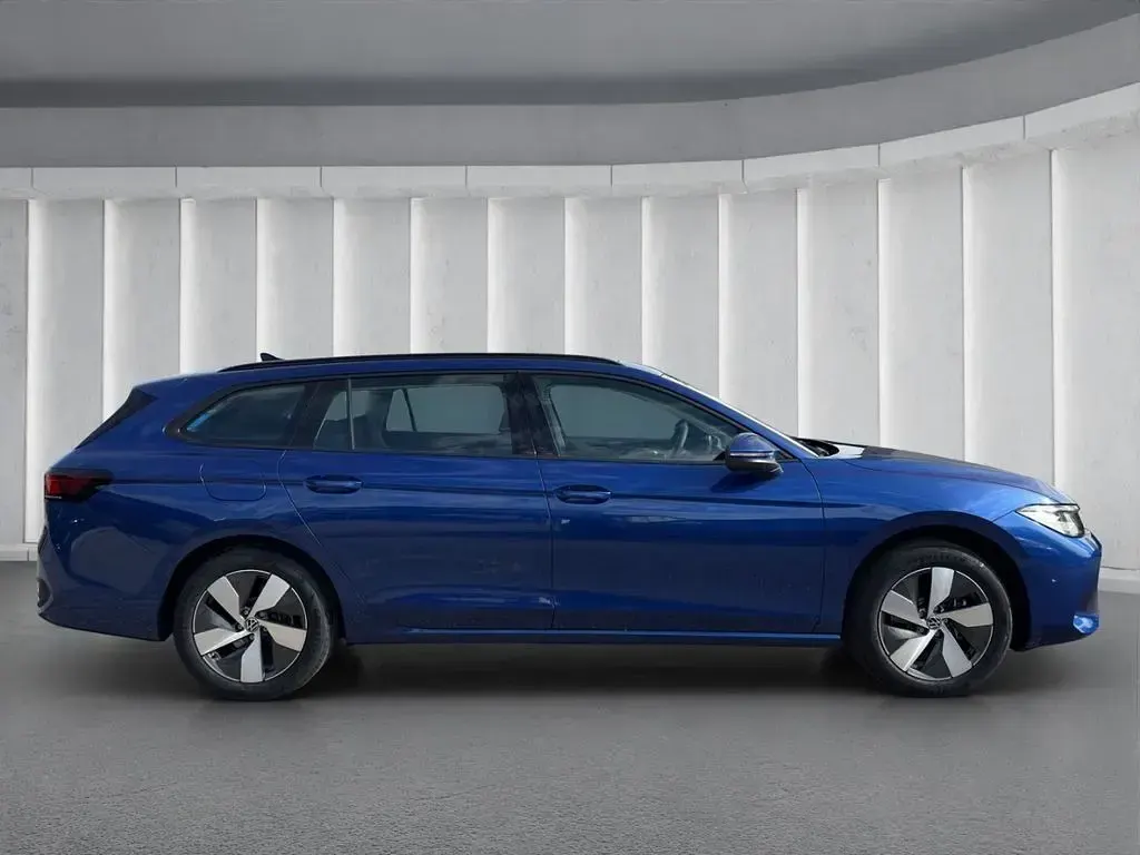 Ny VW Passat 150 HK (110 kW) 2025 Blå Stationcar