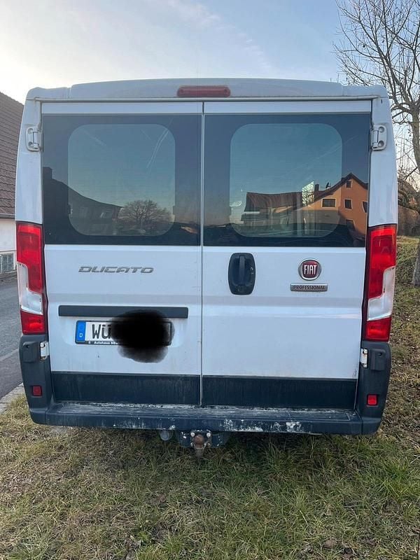 Gebraucht Fiat Ducato 113 PS (83 kW) 2018 Weiß Van