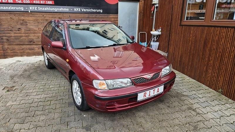 Rot Gebraucht 1998 Nissan Almera Limousine | 2.980 € - Bild 1/4
