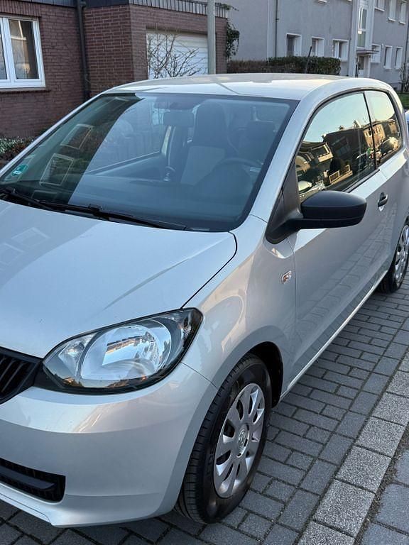 Gebraucht Skoda Citigo Easy 60 PS (44 kW) 2014 Silber Kleinwagen