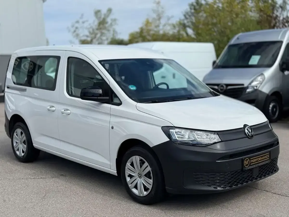 Gebraucht VW Caddy 116 PS (85 kW) 2025 Weiß Van / Kleinbus