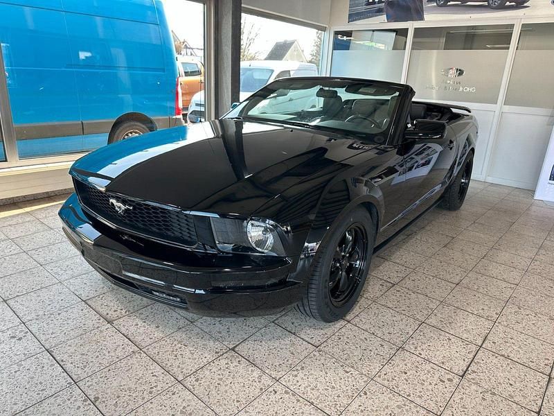 Gebraucht Ford Mustang 205 PS (150 kW) 2006 Schwarz Cabrio